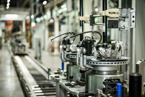 疫情過后,華晨寶馬收獲了一批 鐵子